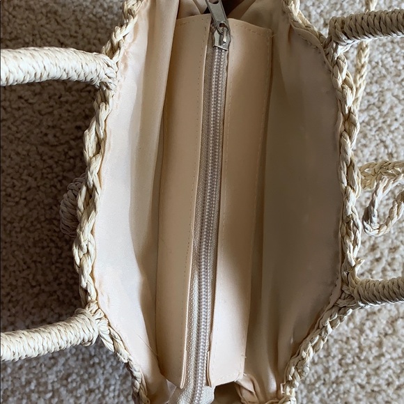 Ivory Woven Raffia Handbag - Picture 4 of 6